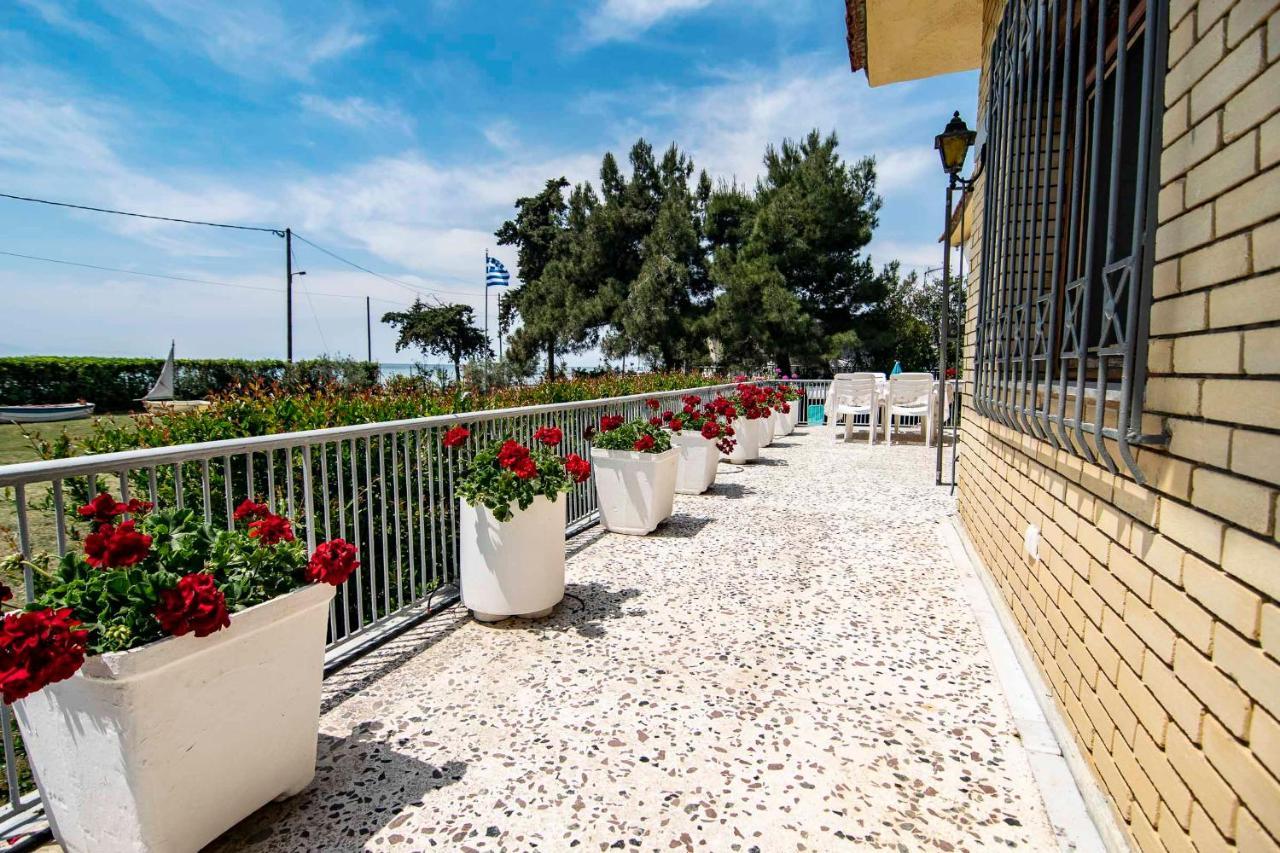 Clio Beach House By Travel Pro Services - Metochi Halkidiki Sozopoli Eksteriør billede